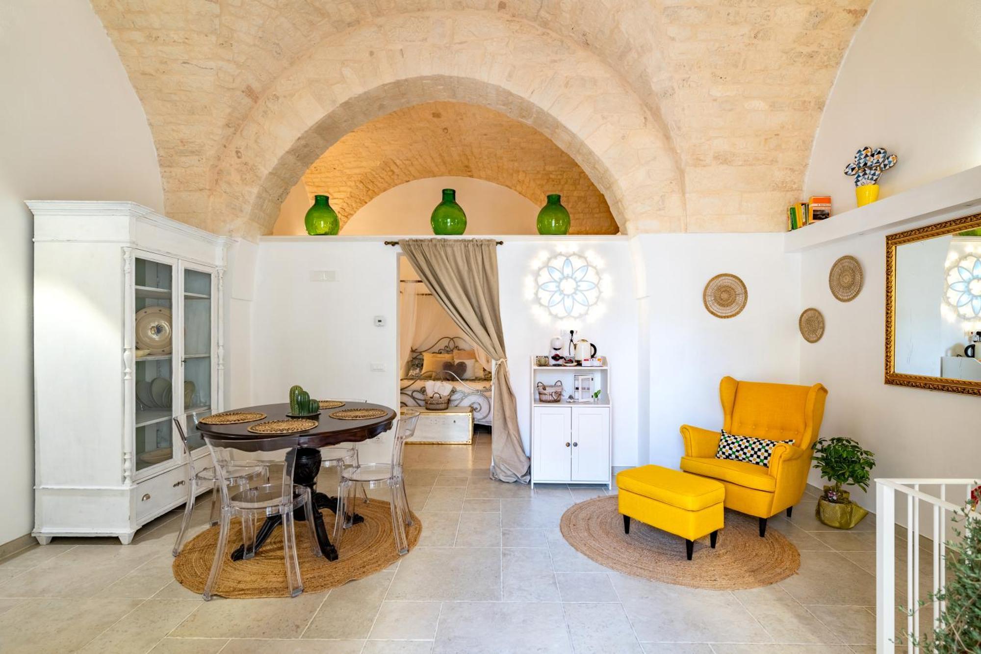 Un Giorno Bellissimo Suite & Spa Martina Franca Bagian luar foto