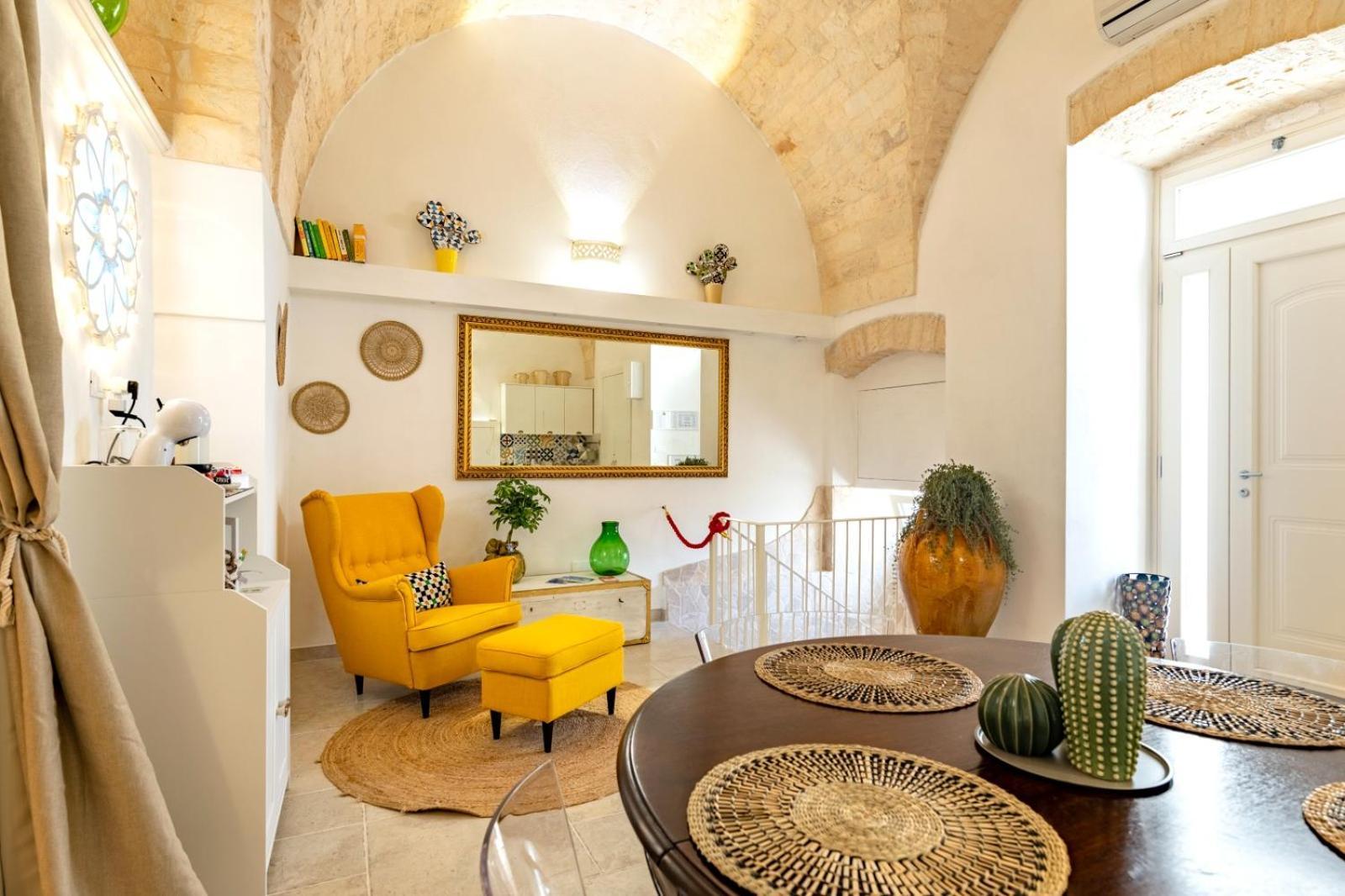 Un Giorno Bellissimo Suite & Spa Martina Franca Bagian luar foto