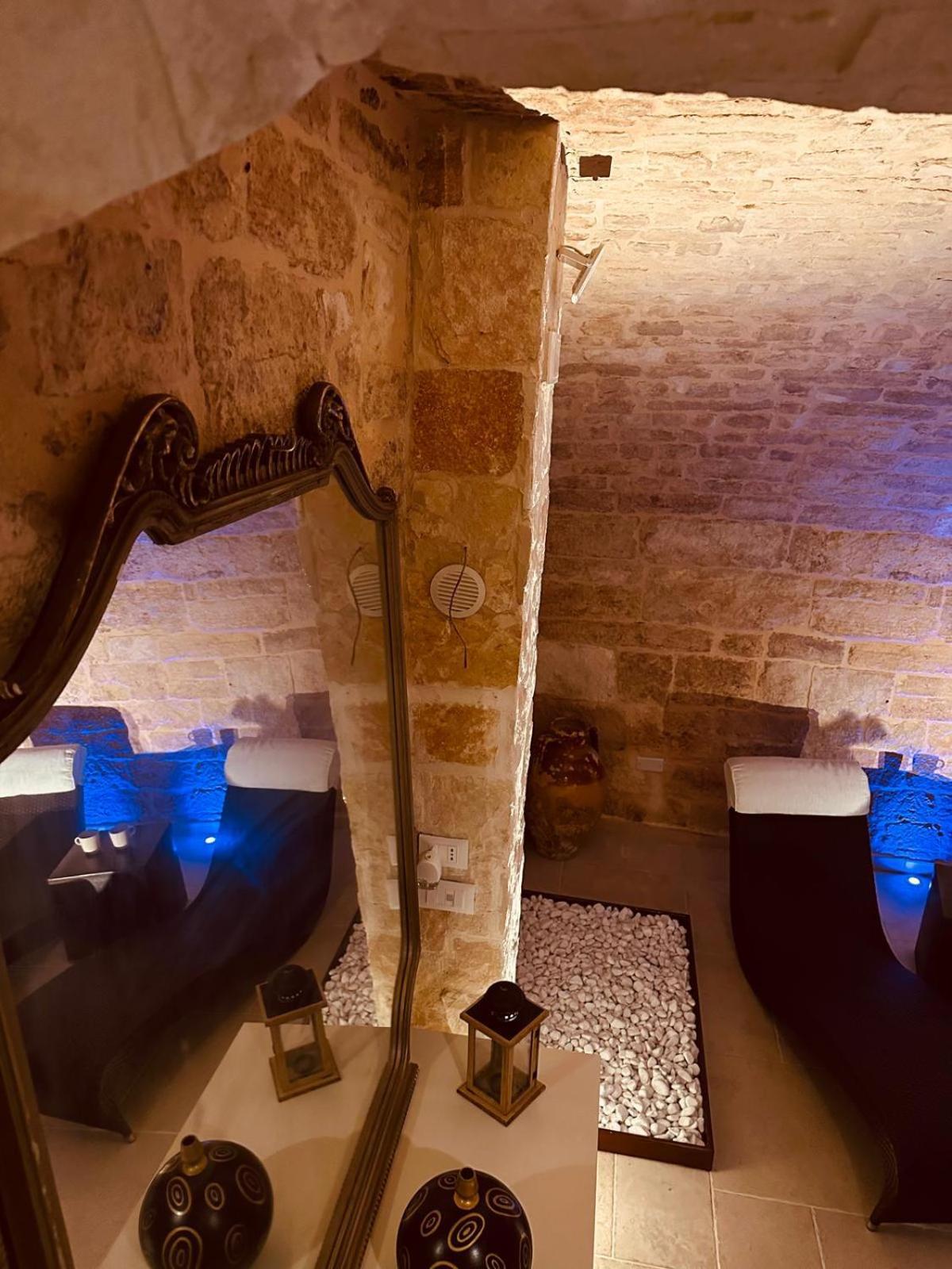 Un Giorno Bellissimo Suite & Spa Martina Franca Bagian luar foto