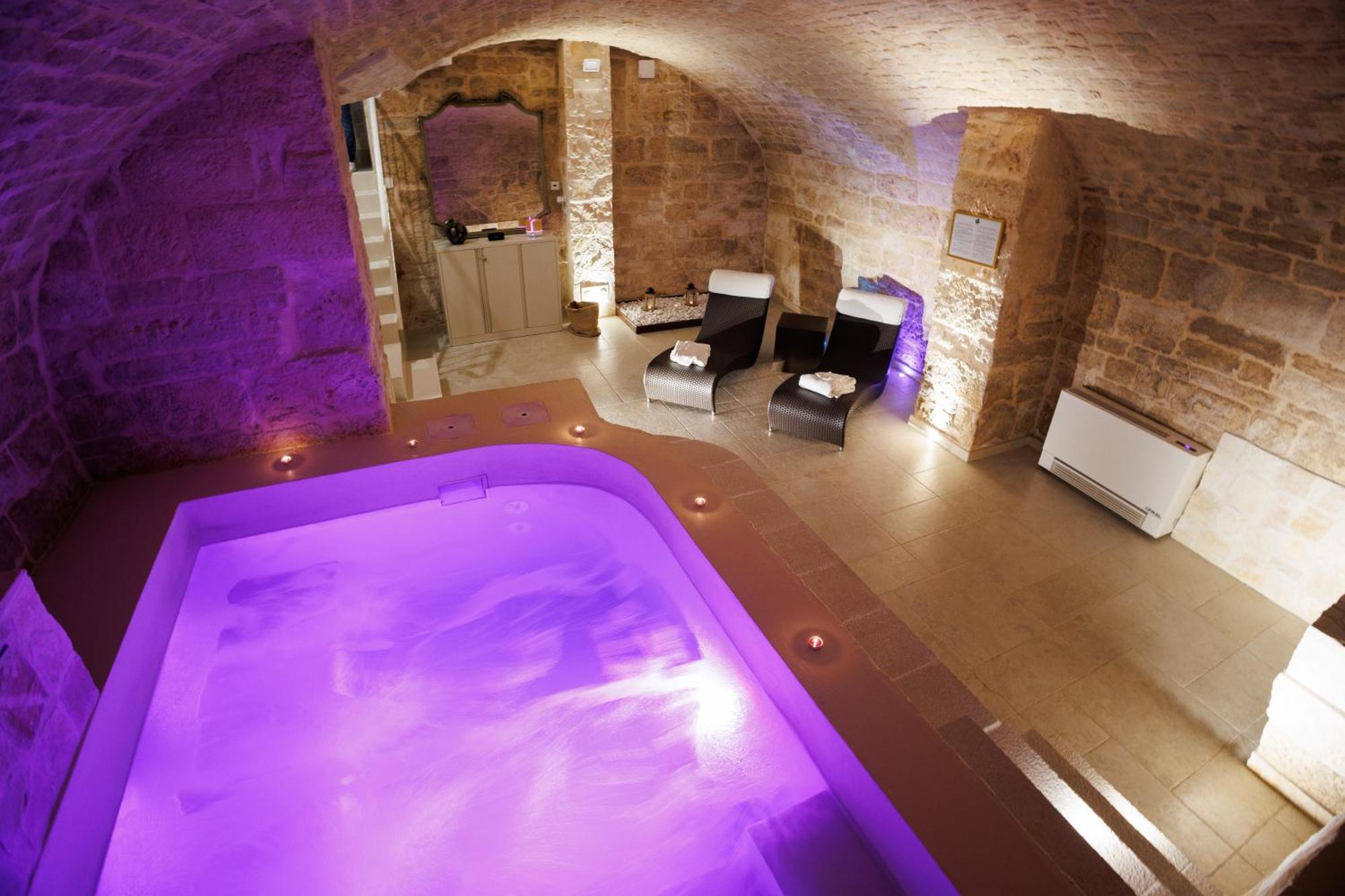 Un Giorno Bellissimo Suite & Spa Martina Franca Bagian luar foto