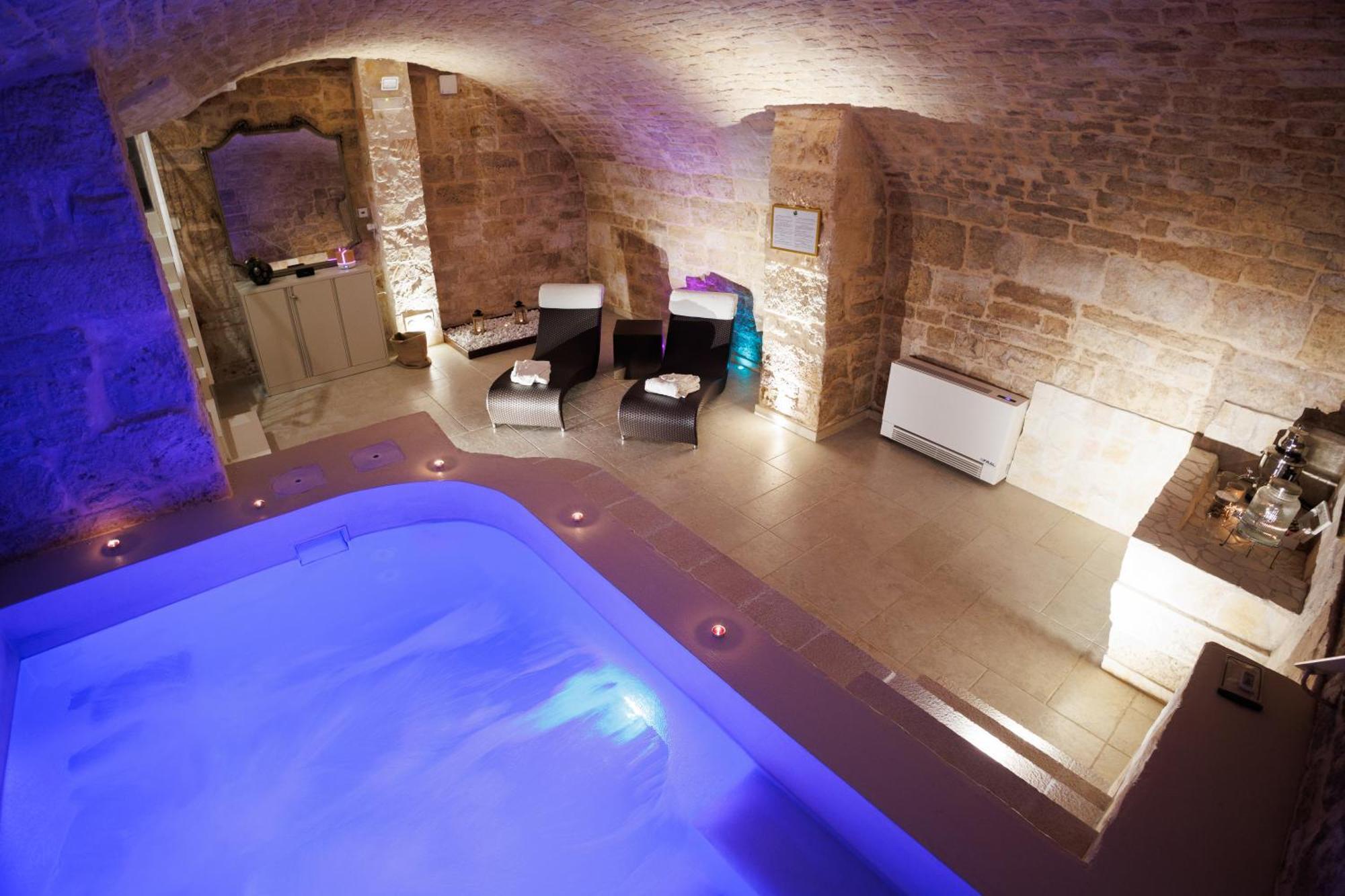 Un Giorno Bellissimo Suite & Spa Martina Franca Bagian luar foto